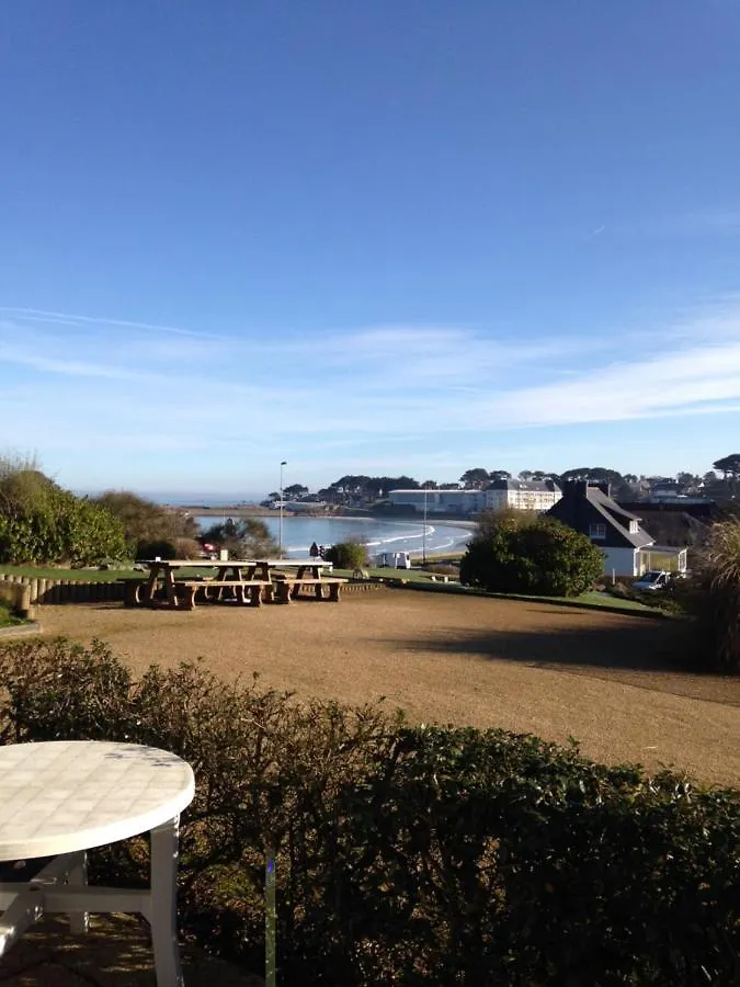 Appartement Rez de jardin piscine et plage Trévou-Tréguignec