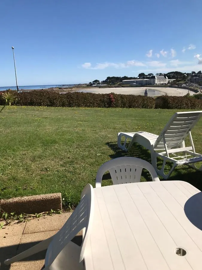 Appartement Rez de jardin piscine et plage Trévou-Tréguignec