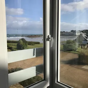 Piscine Et Vue Trévou-Tréguignec